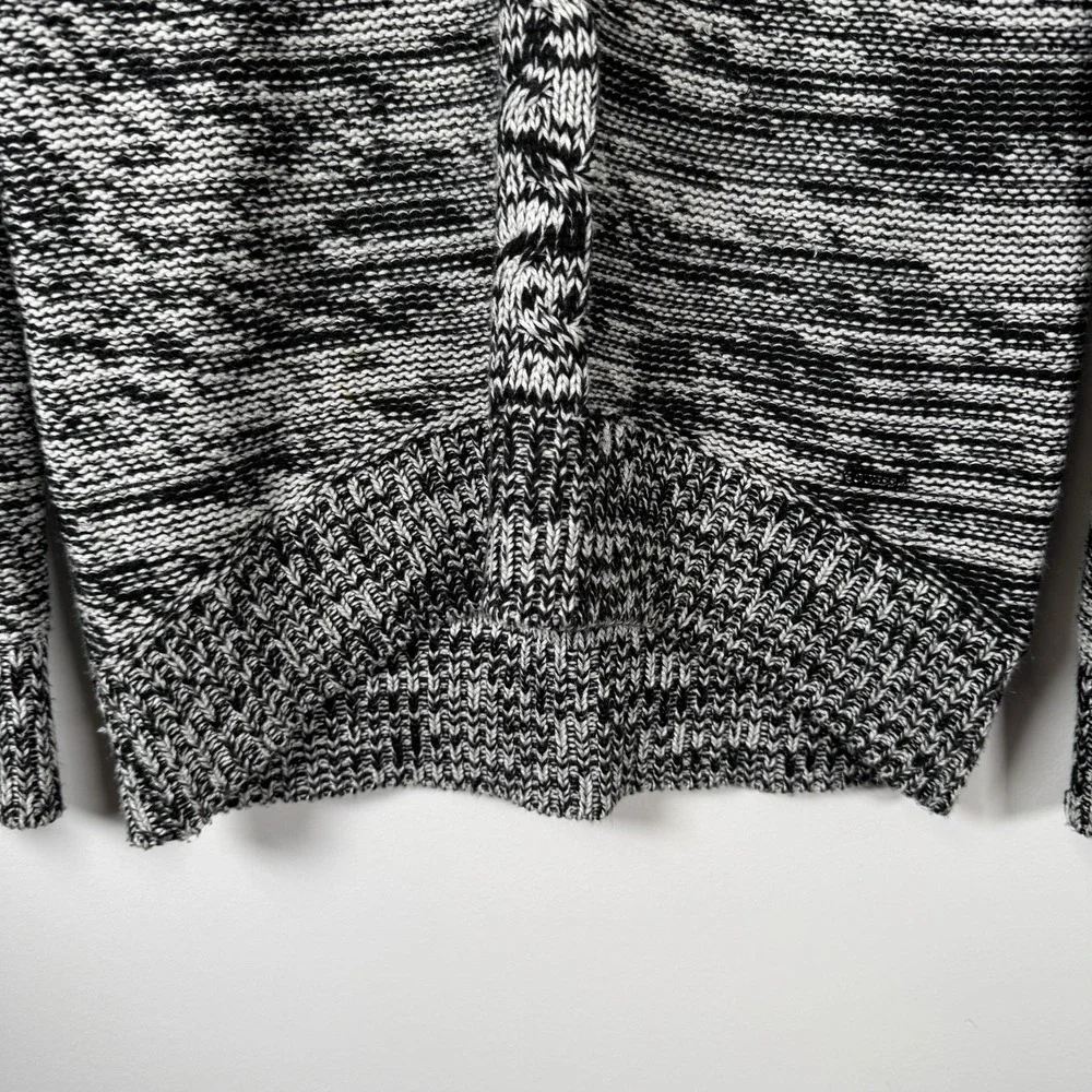 Guess Women's Cable Knit Sweater Black White Size Large Warm‎